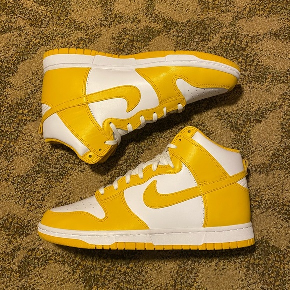nike dunk high canary yellow
